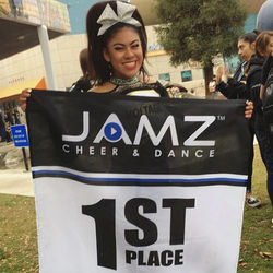 JJ with that beautiful smile 🖤💛⚡️ #vol