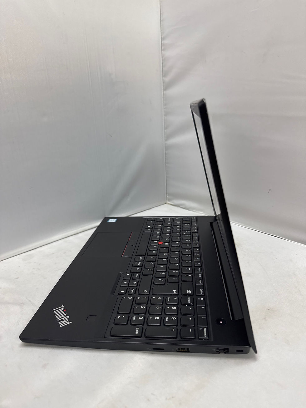 Thumbnail: Lenovo ThinkPad E590 (12GB RAM)