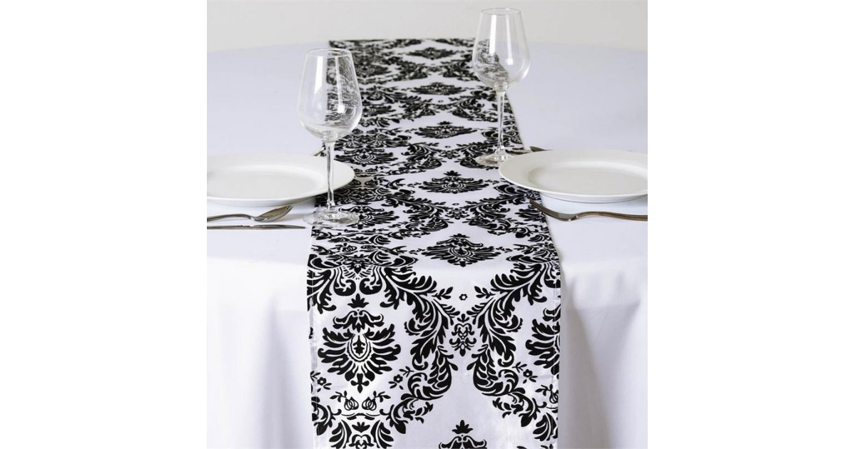 CHEMIN DE TABLE MOTIF ARABESQUE BAROQUE NOIR 30cm*270cm