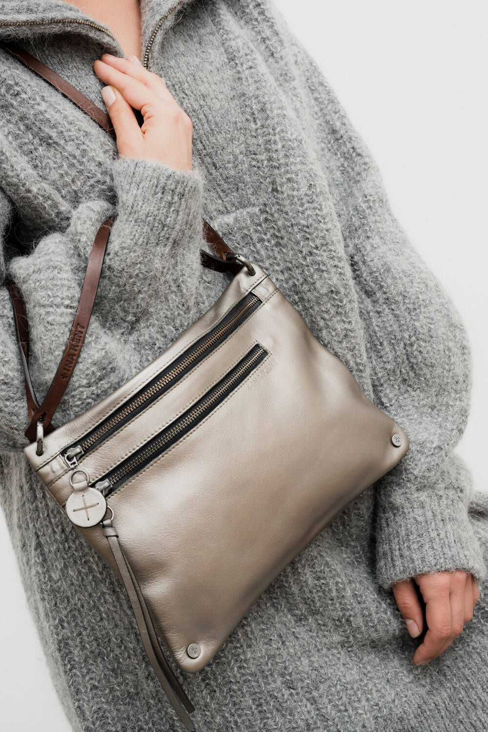 Moonlit edition 2 silvery almond