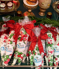 Christmas Popcorn Favors_edited