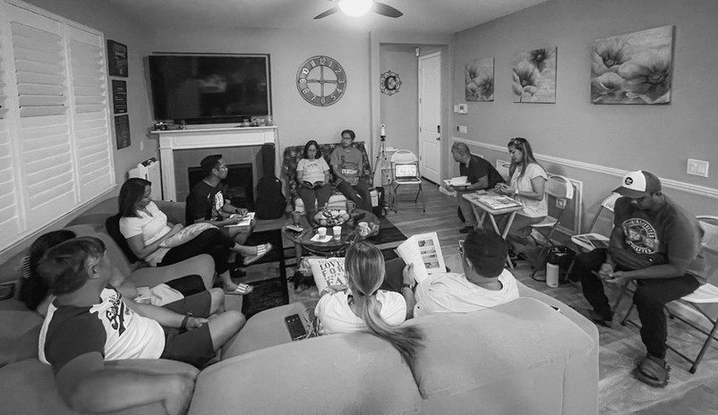 BibleStudyGroup07.jpg