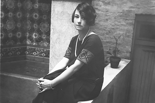 Dorothy Parker during her collaboration at Vanity Fair