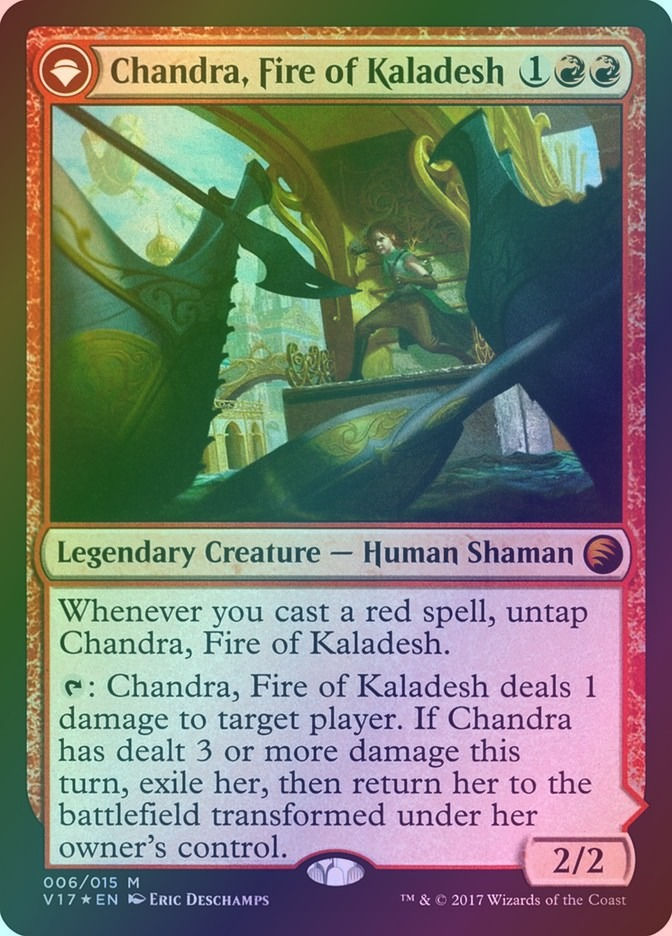 Chandra, Fire of Kaladesh // Chandra, Roaring Flame (V17) (6) / Foil — cara 1 de 2