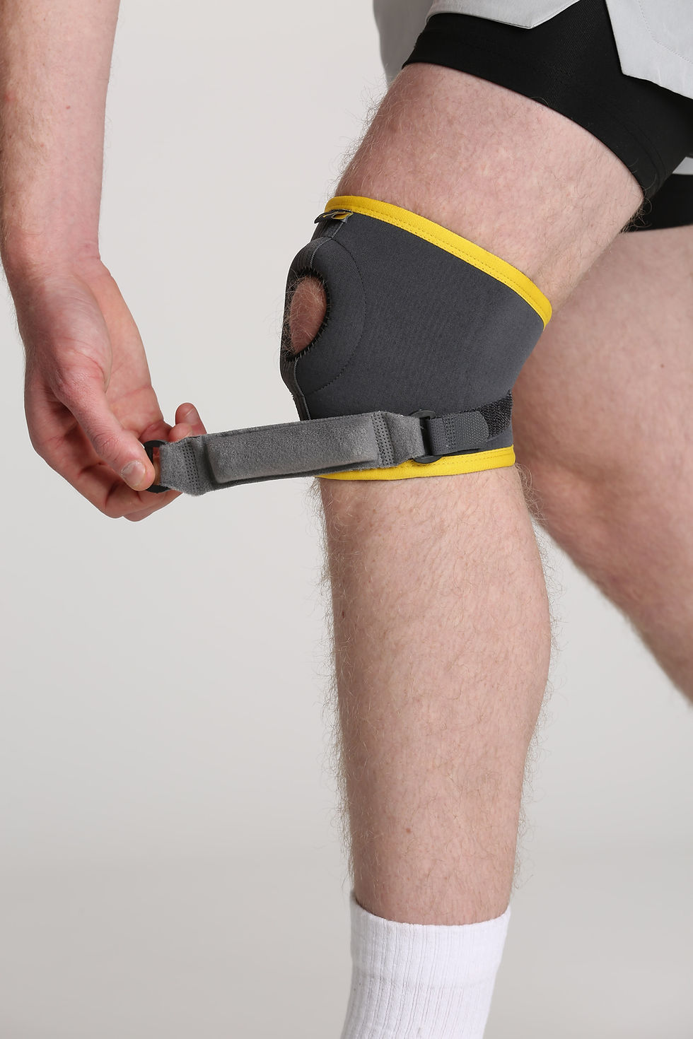 Küçük resim: THERMOCY PATELLA TENDON DESTEKLİ DİZLİK