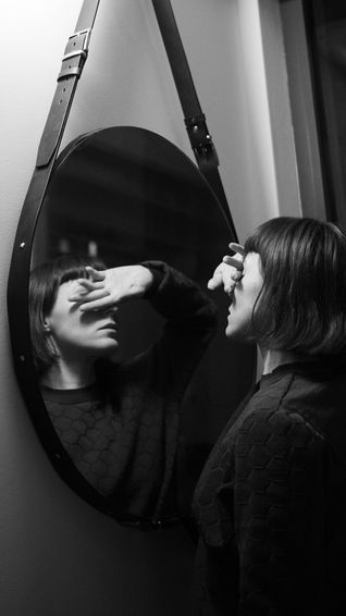 Do You Really Need to See Yourself First to Feel Seen in Relationships?