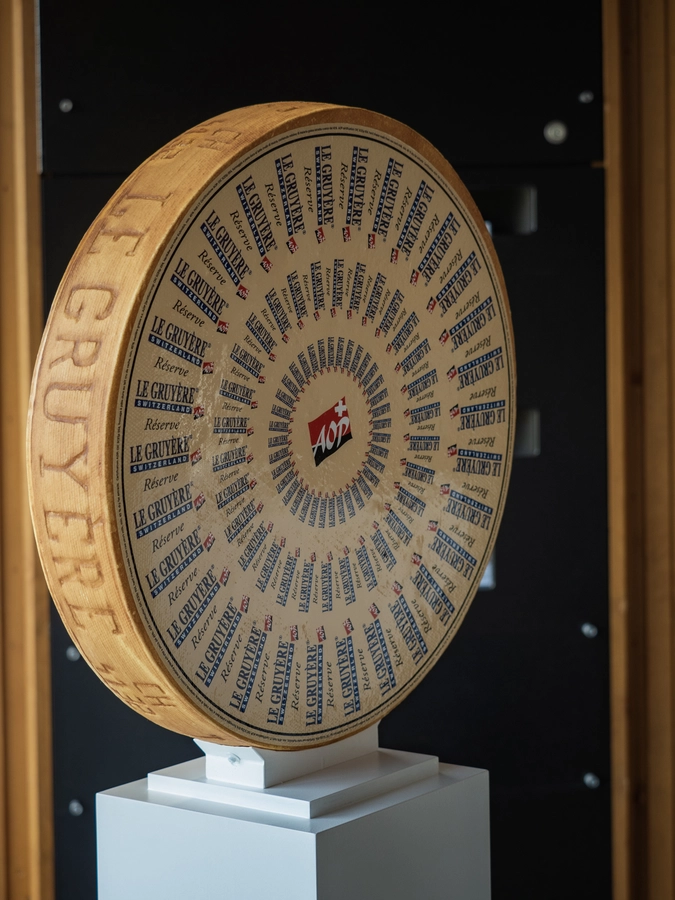 Objet exposé pour le jeu interactif - Personnage de Jacques, le fromager