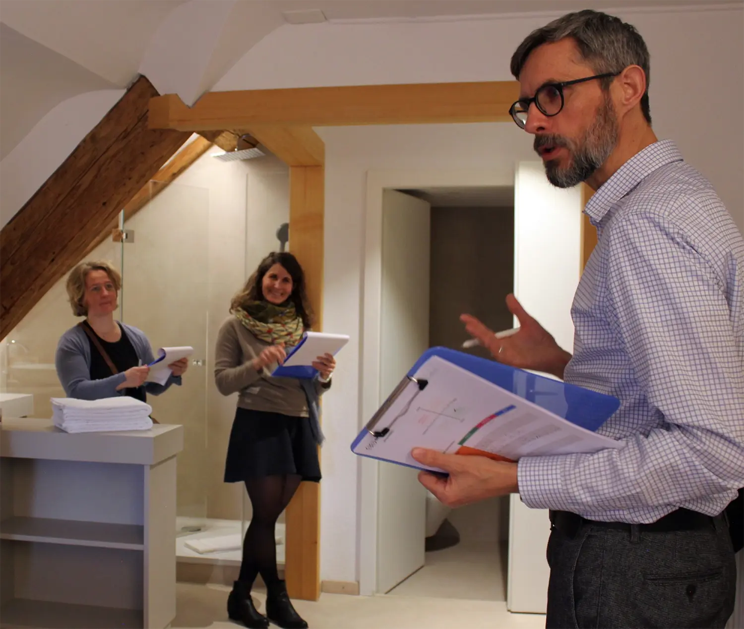 Safari service dans l'hôtel pour identifier les points forts et les points à améliorer