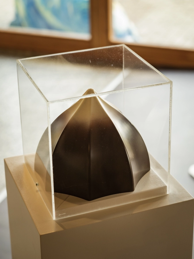 Objet exposé pour le jeu interactif - Personnage de Géraldine, la chocolatière