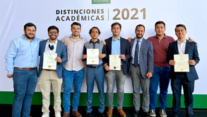Residentes reciben distinciones académicas en la UVG