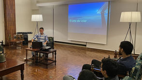 «El arte de volar», tertulia sobre aviación por el Capitán Francis Sanabria.