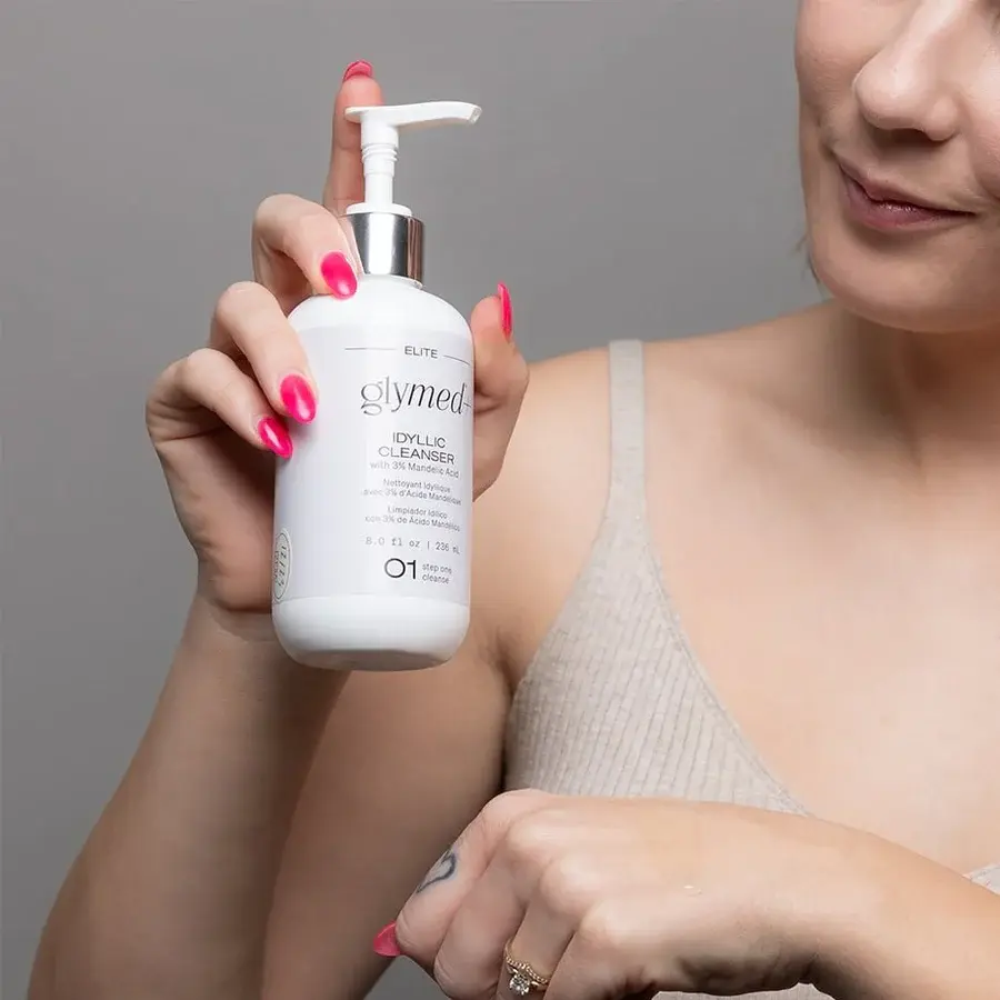  IDYLLIC CLEANSER WITH 3% MANDELIC ACID 