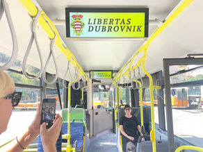 Novi električni autobusi pristupačni osobama s oštećenjem sluha i vida