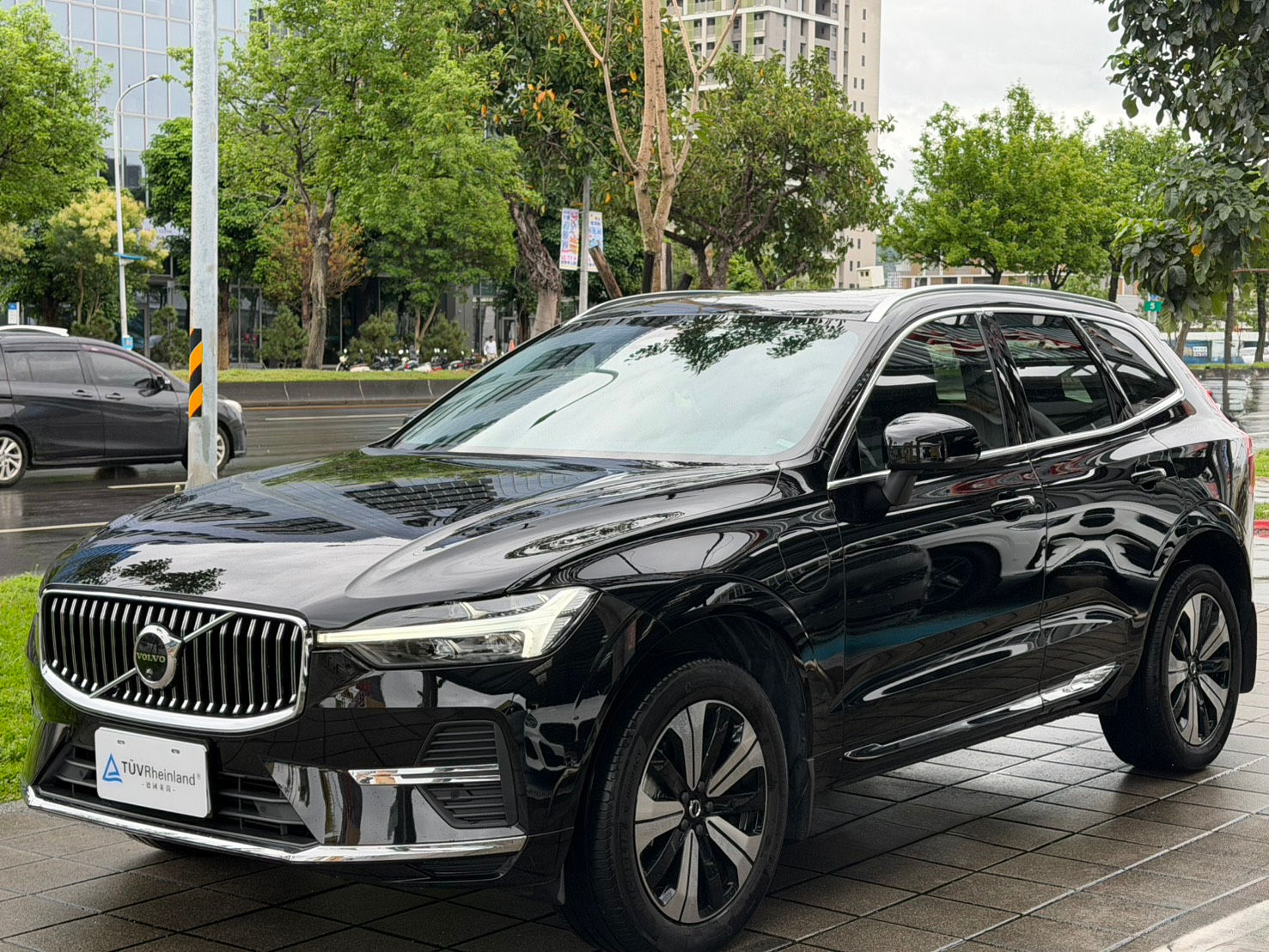 【Volve】 XC60 2024款 Recharge Ultimate T8 AWD 黑色