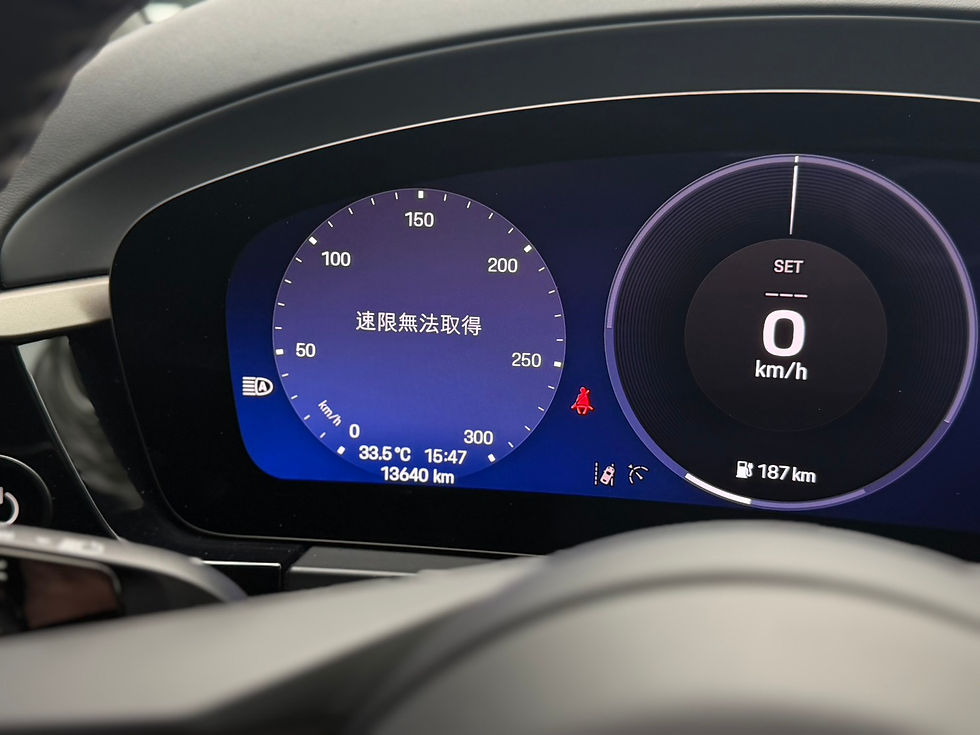 縮圖：【Porsche】 Macan Electric 2025款 Turbo 白色