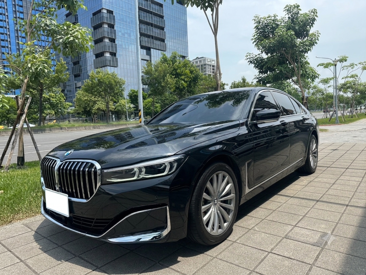 【BMW】 7-Series 2021款 730i 層峰旗艦版 黑色