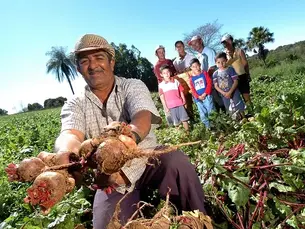 Governo da Paraíba fortalece agricultura familiar com assinatura de convênios para mecanização rural