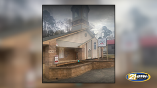 Holy Cow Ice Cream Shop Opens with Sweet Treats and Community Vibes in Collinsville