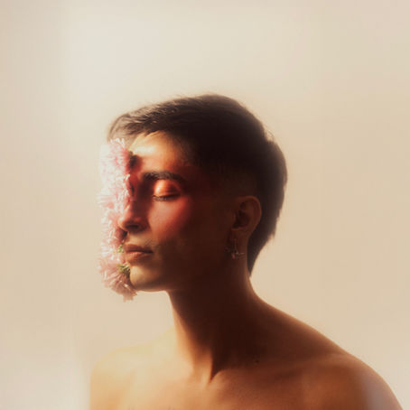 Escucha el nuevo sencillo de Olas Al Azar