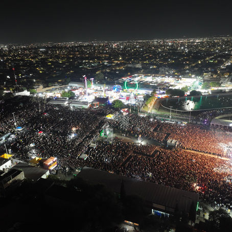 La FENAPO cierra su primera semana como campeón: saldo blanco y llenos que asustan! ¿Quién necesita playa con esto?