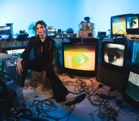 SOPHIA WARREN COMPARTE NUEVO SENCILLO: STATIC