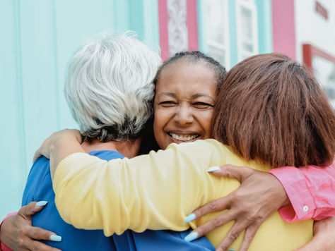 Finding Friendship in Senior Living: How to Build Meaningful Connections
