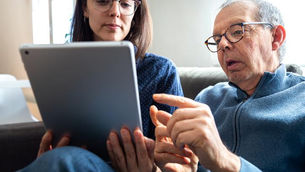 Bridging the Digital Divide: How Seniors Can Embrace Technology with Confidence