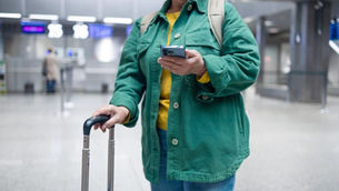 Tech-Savvy Travel: How Seniors Can Use Technology to Plan and Enjoy Trips