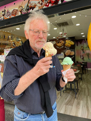 Linke Klebe, rechter Winkel - Zum 75. Geburtstag von Rolf-Dieter "Theo" Höhn