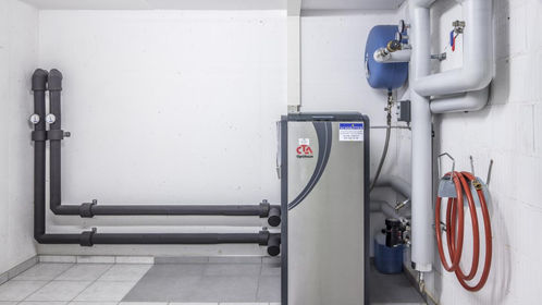 Wärmepumpe, Heizung, Heizung sanieren, Heizung sanieren Solothurn, Fussbodenheizung, Heizungsanlage, Gasheizung, Ölheizung, Holzheizung, Heizkesselersatz, Fernwärme, Erdsonde