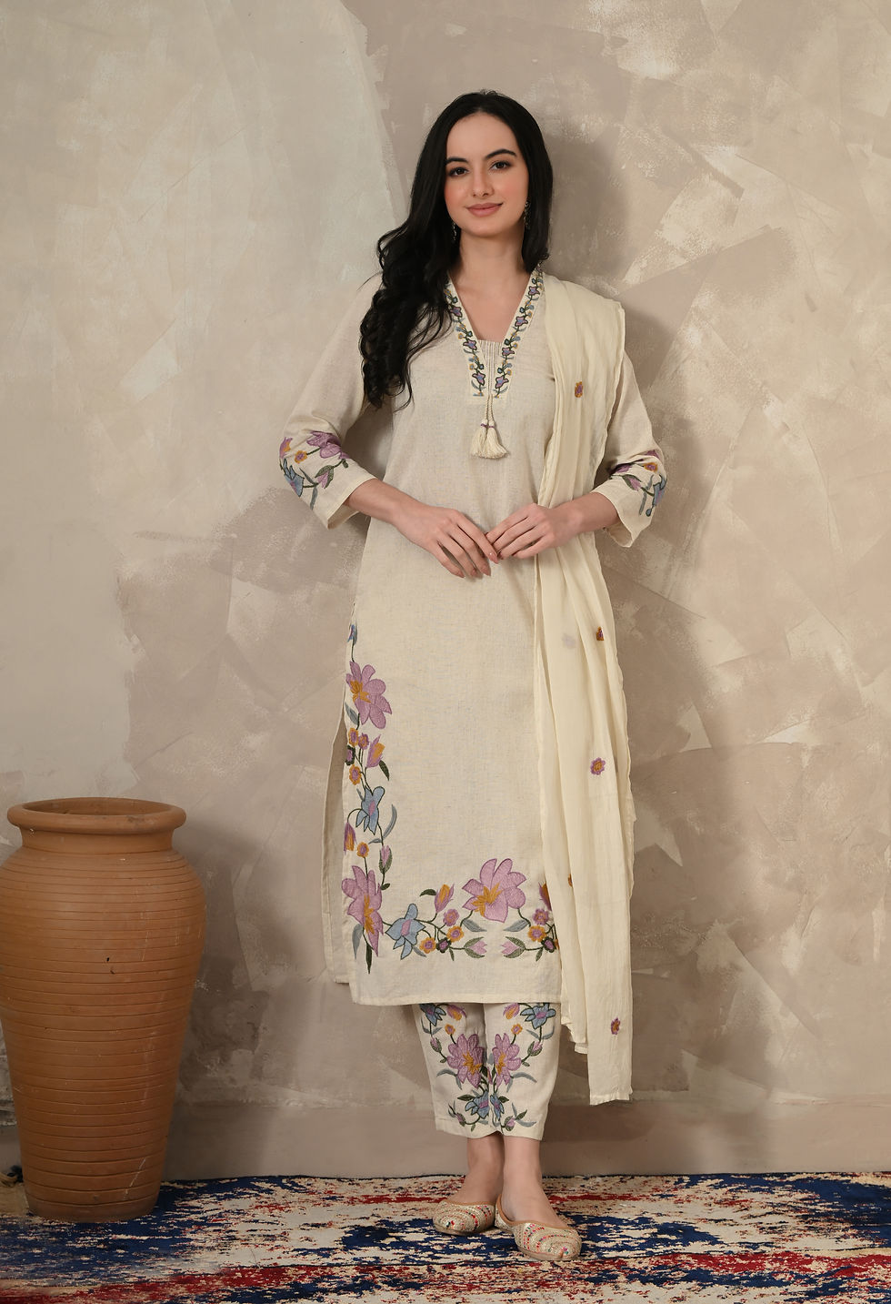 Thumbnail: Cotton suit