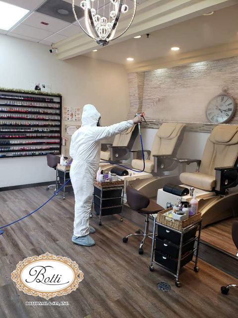 Best Nail Salon & Spa in Lake Bluff, Wheeling, Highland Park - Manicure, Pedicure, Face Waxing, Artificial Hands, French Nail, Nail Mend, Praffin, Body Waxing, Face Waxing, No-Chip Mainicure, No-Chip Pedicure