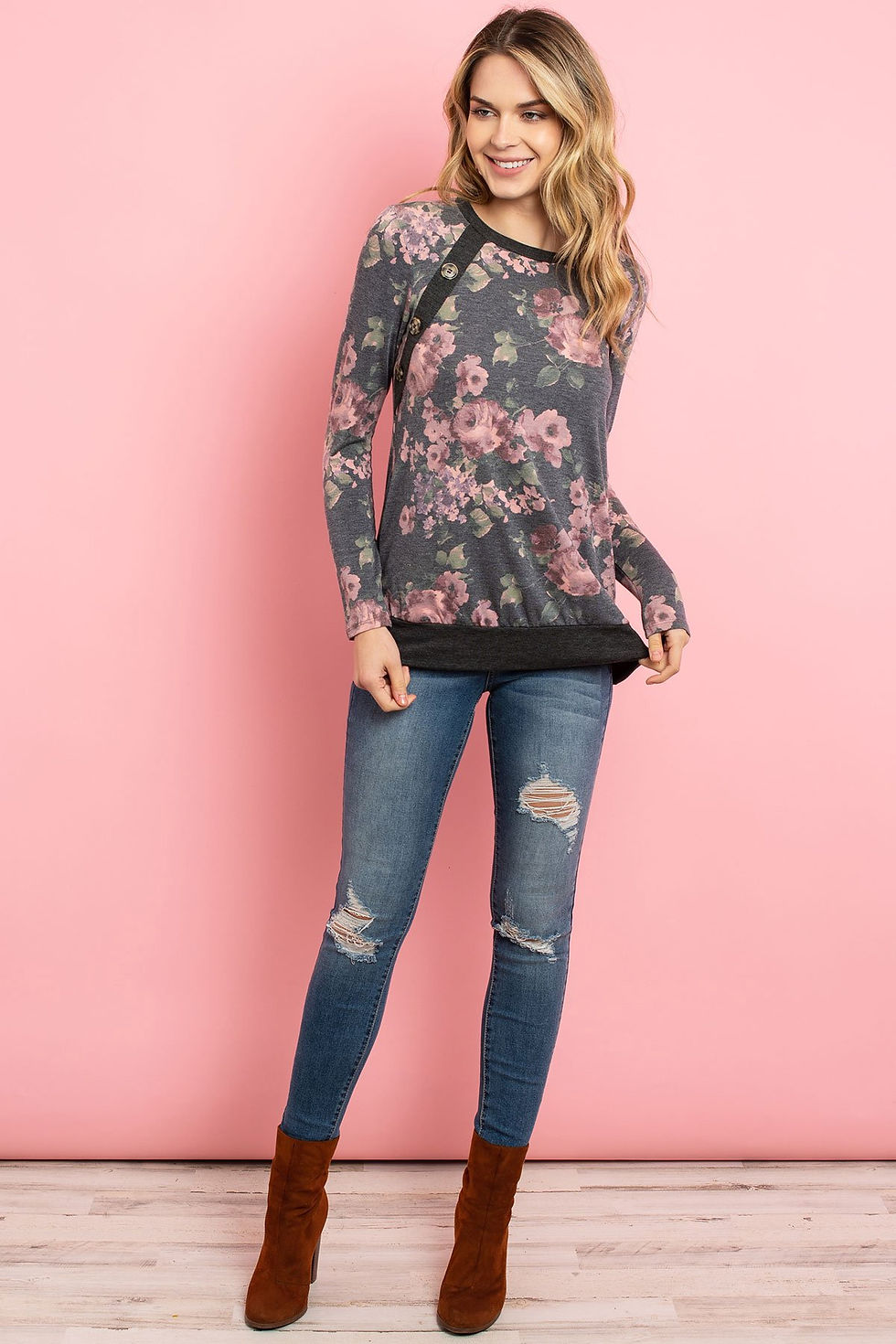 Thumbnail: Button Detail Long Sleeved Floral Print Top