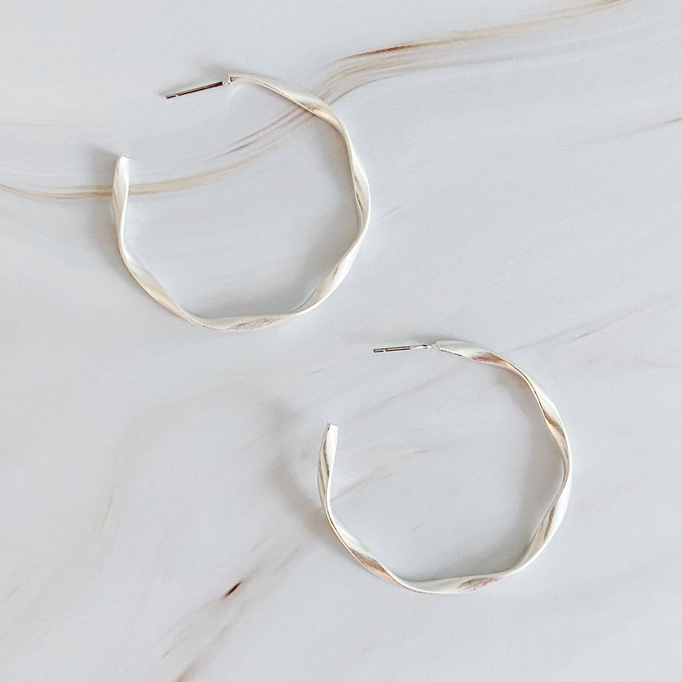 Thumbnail: Gentle Wave Sleek Hoop Earrings