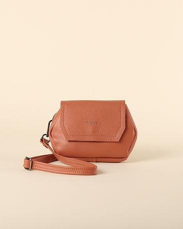 Filifilu bags-Autunno inverno 2025-borsa pelle morbida-fatto a mano a verona-borsa artigia