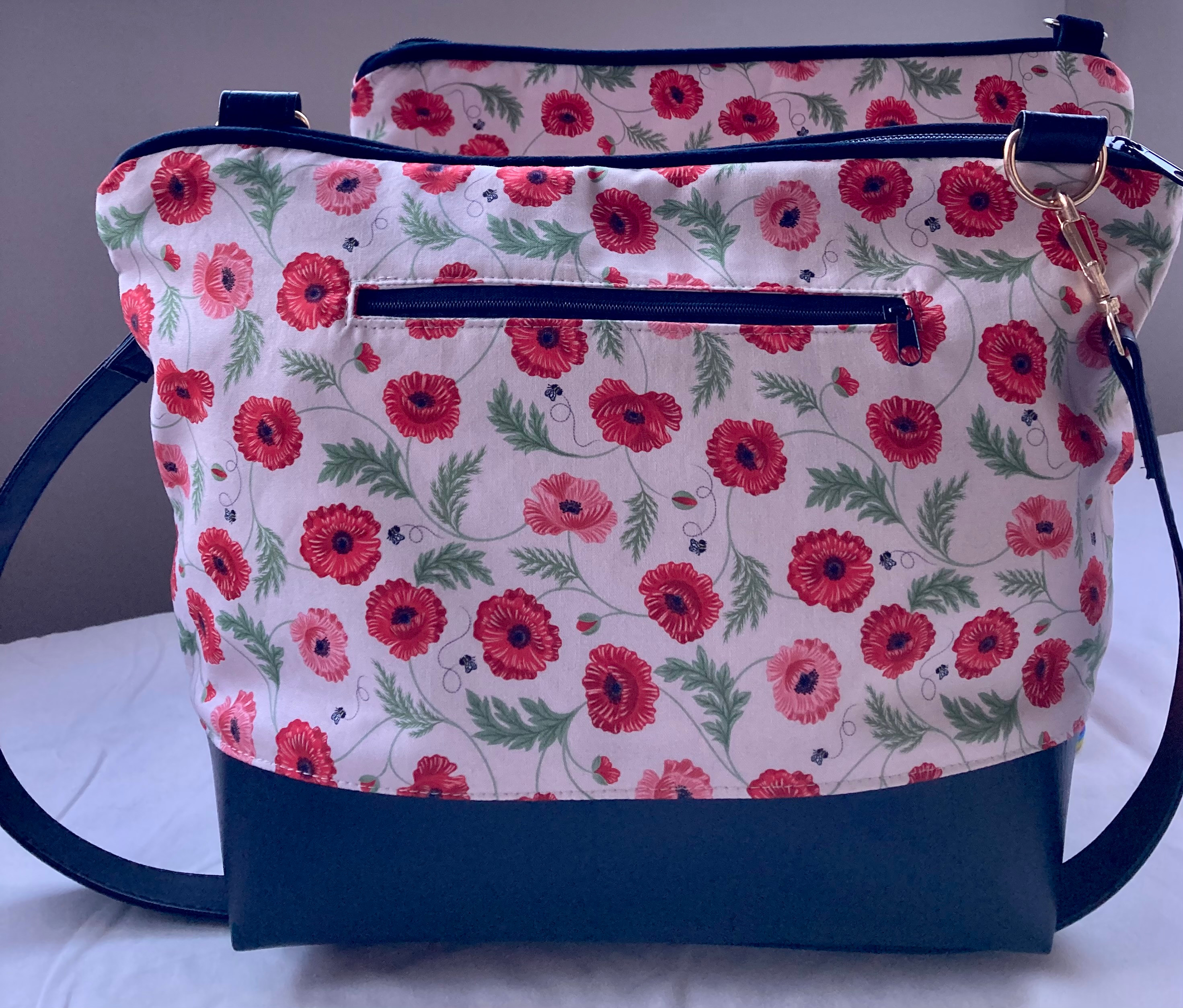 Poppy tote bag
