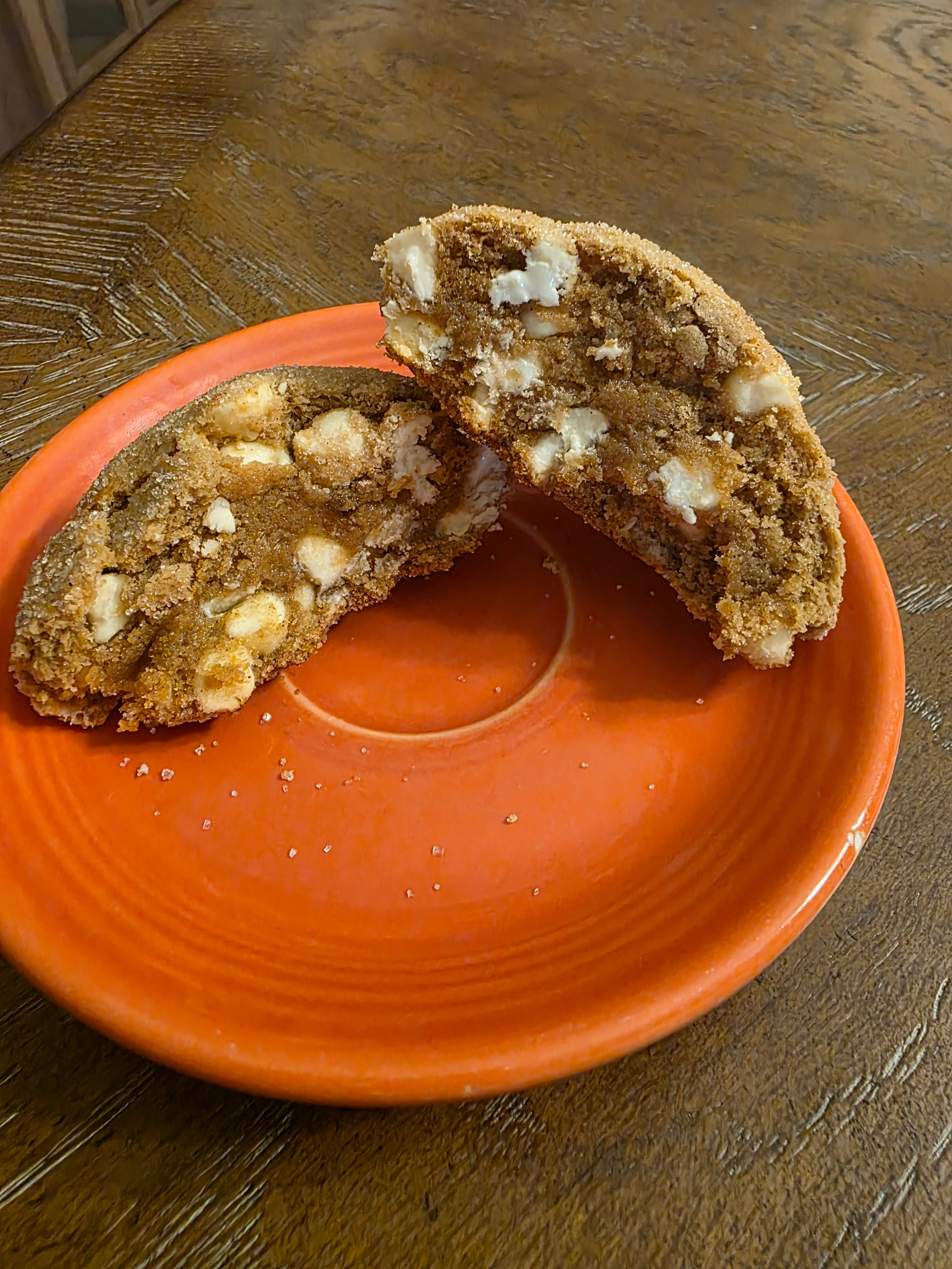 Snickerdoodle Cookie w/ white choc chips