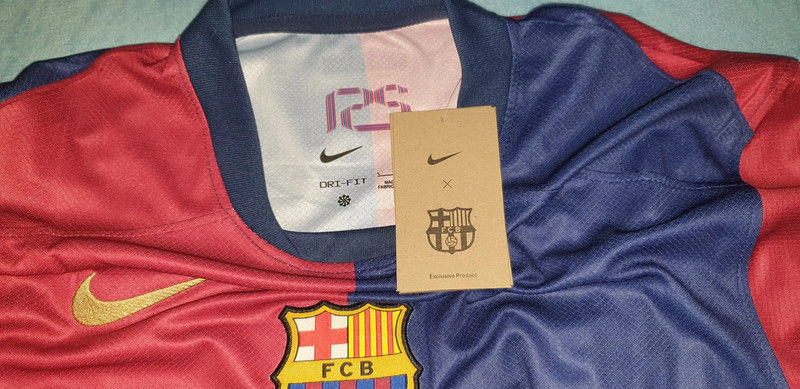 Miniatura: FC BARCELONA 2024/2025 - TALLA L
