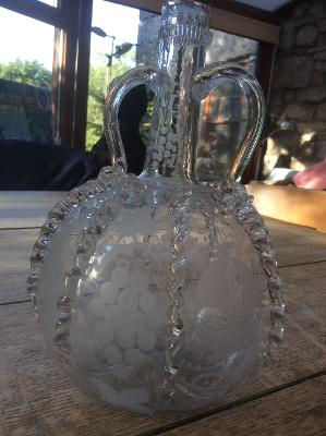 Dutch engraved decanter with rigarees