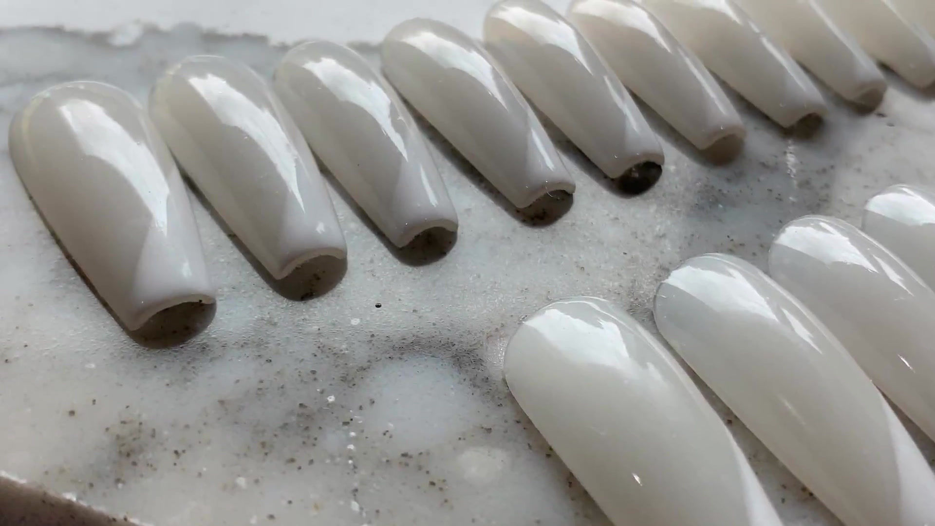 Diagonal White French