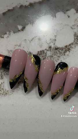 Thumbnail: Nude  Black n’ Gold 