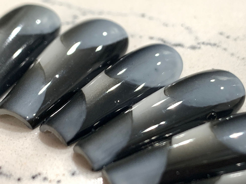 Thumbnail: Vertical Asymmetrical French Ombré Black/White 