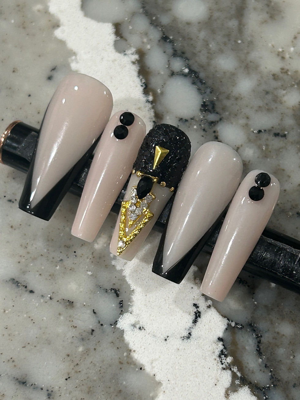 Thumbnail: Black V French Gold Gems
