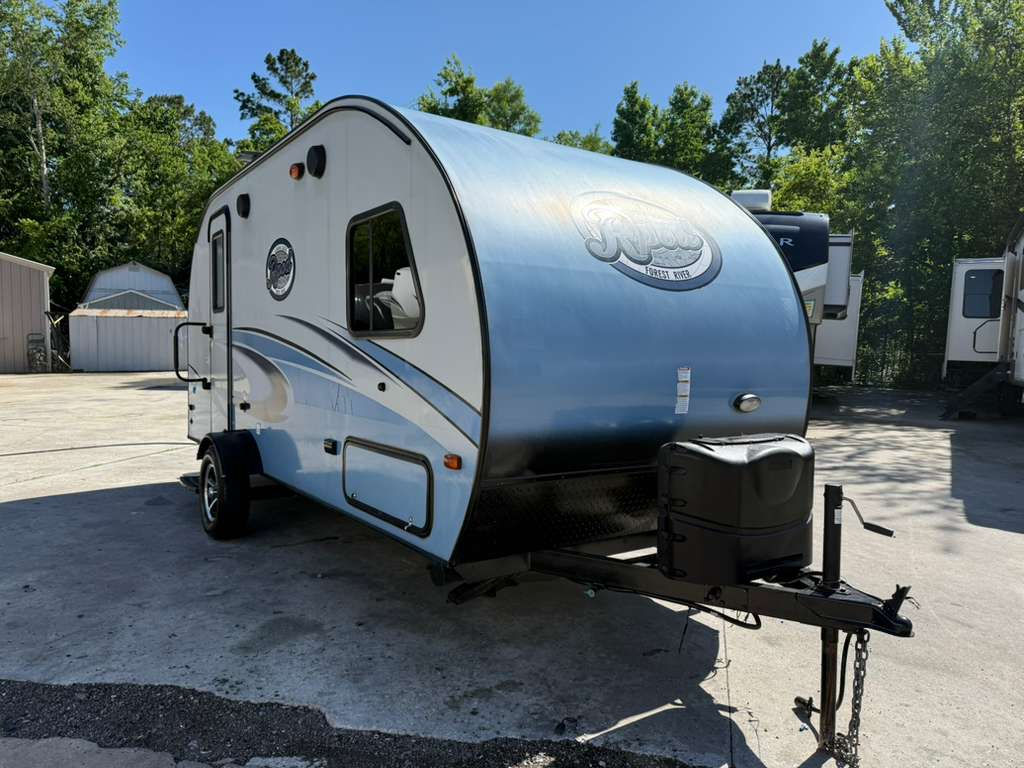 2017 FOREST RIVER RPOD RP179