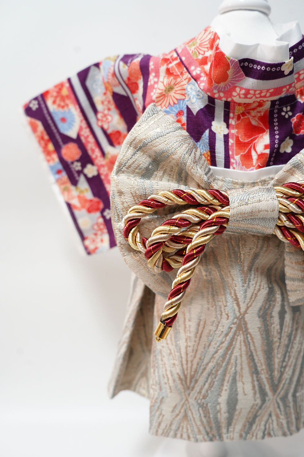 Crazy de Wan - Furisode Hakama 小振袖袴服 (Yahane Shima PP 紫矢羽根縞文)