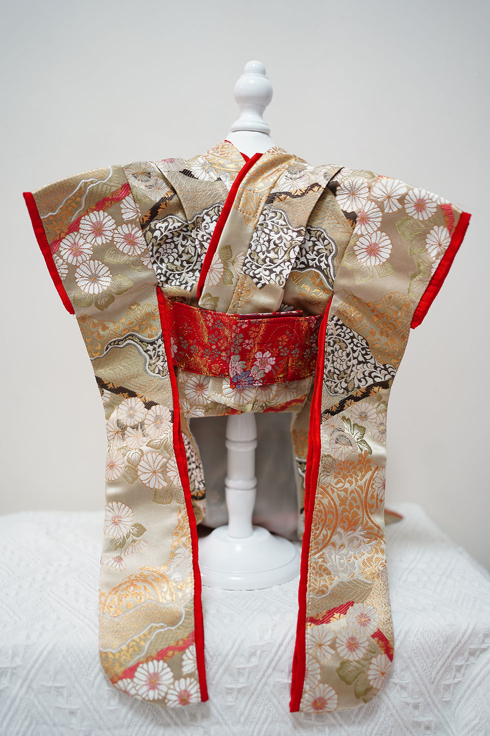 縮圖：Crazy de Wan - Furisode Hakama 超大振袖拖尾和服 (Chrysanthemum GD 九華菊金)