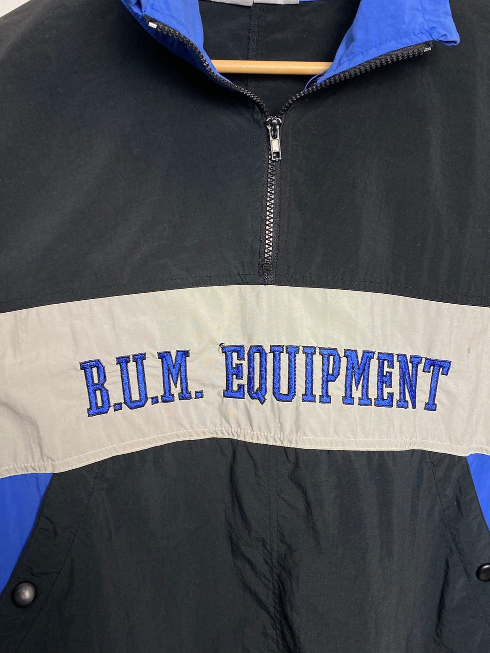 Thumbnail: Vintage BUM Equipment windbreaker Size Large