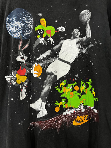 vintage nike space jam shirt