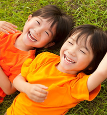 Happy Twins