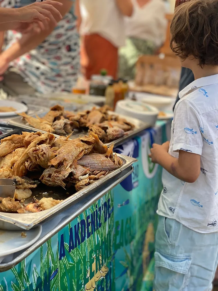 Fish Indigneous Retail From Ecological Threat to Gastronomic Opportunity: “Invasive Fish”